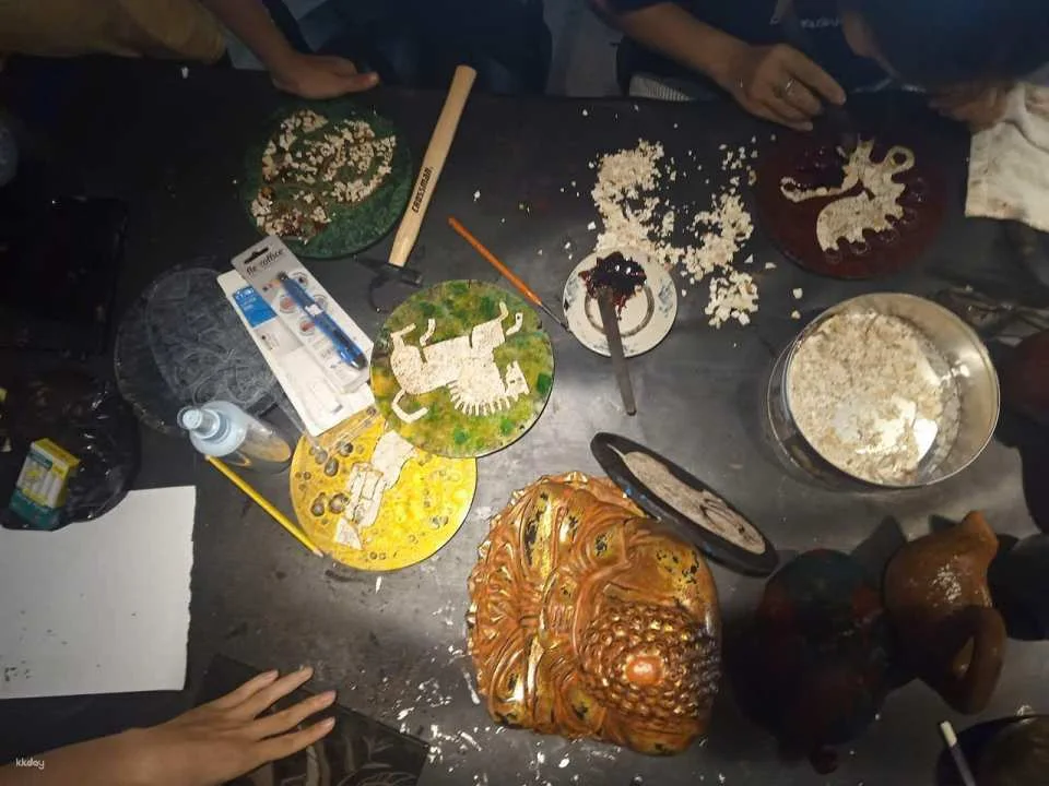 Hoi An | Vietnamese Lacquer Painting Workshop With Instructor
