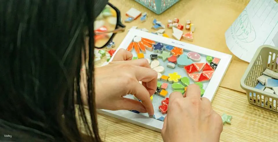 Hanoi | Mosaic-Making Workshop with English Instructor