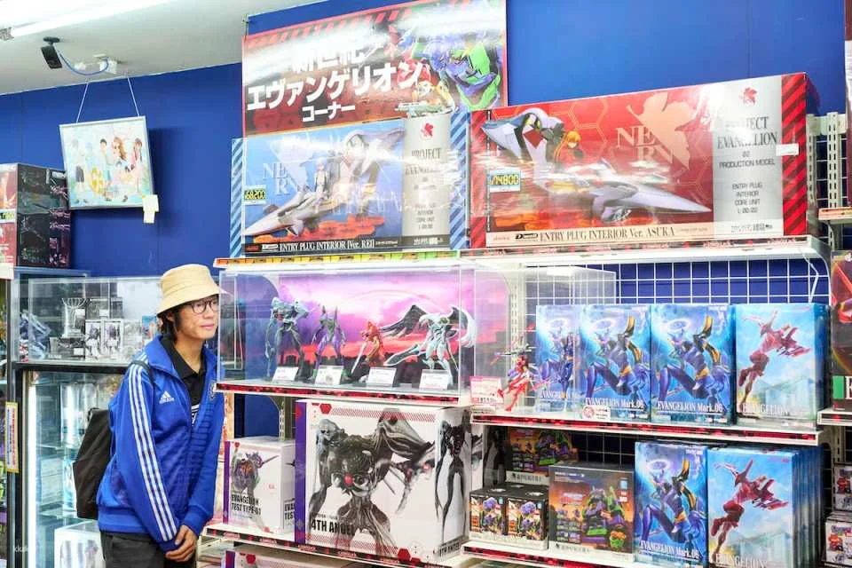Osaka's Nipponbashi Otaku Culture Tour: Exploring the Holy Land of Anime, Games, and Figurines