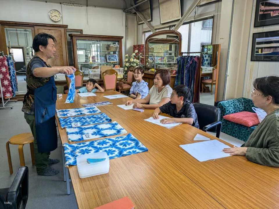 Arimatsu/Narumi Shibori and Yukihana Shibori Tenugui Hand Towel Making Experience (Nagoya City, Aichi Prefecture, Japan, Cultural Experience)