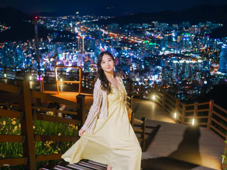 Busan Night View & Snapshot Photo Tour: Gamcheon, Songdo, Cheonmasan & Hwangnyeongsan (Hotel Drop-off)