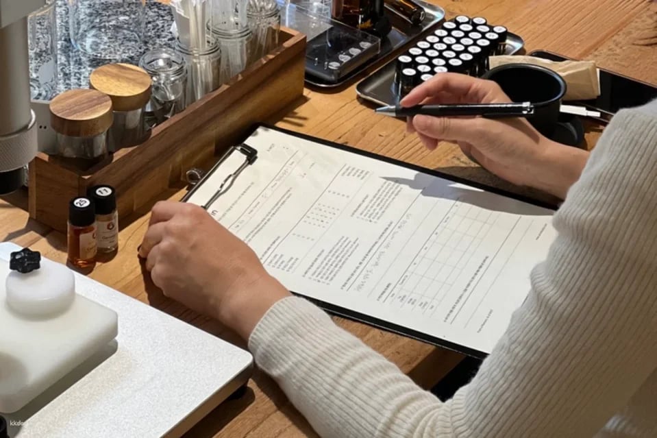 Create Your Own Scent – Natural Perfume Class