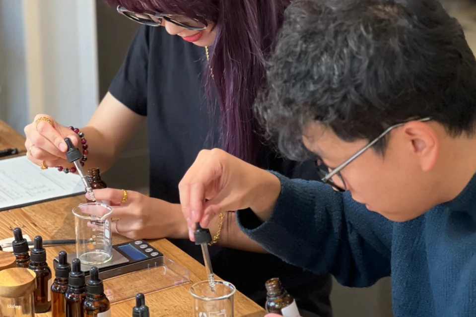 Create Your Own Scent – Natural Perfume Class