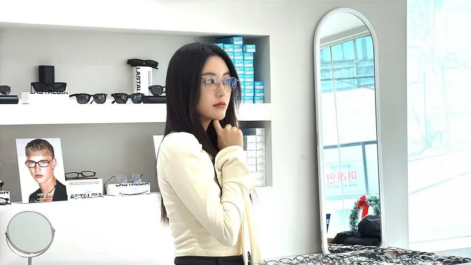 [KKday Exclusive] K-Eyewear | Optic Life Seoul (Hongdae/Seongsu/Gangnam/Myeongdong)