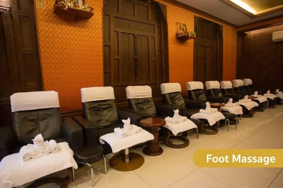 Lek Massage House (BTS National Stadium) | Thailand