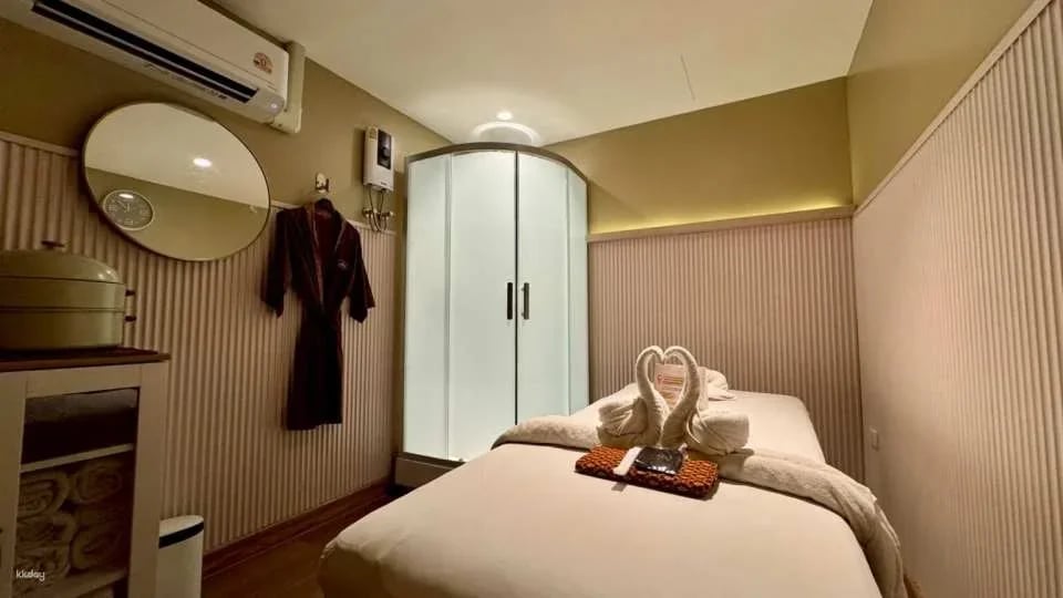 Lek Massage BTS Siam | Thailand