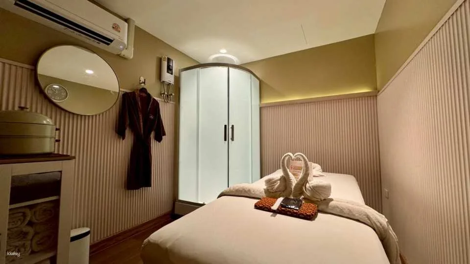 Lek Massage BTS Siam | Thailand