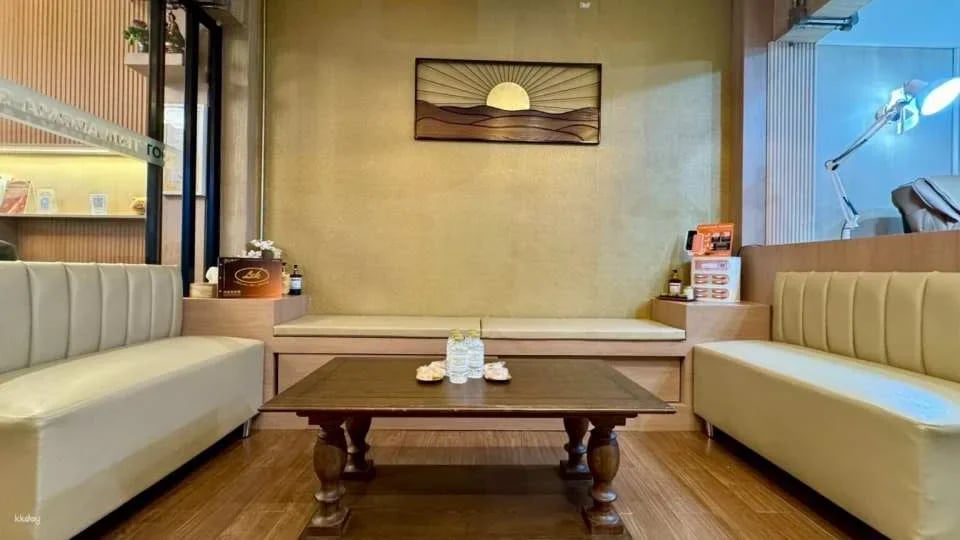 Lek Massage BTS Siam | Thailand