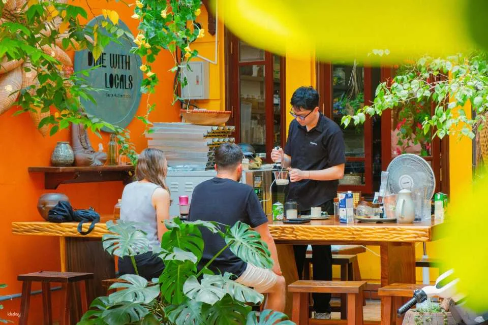 Brewing Vietnam: Hanoi 1-hour Hands-On Coffee Workshop