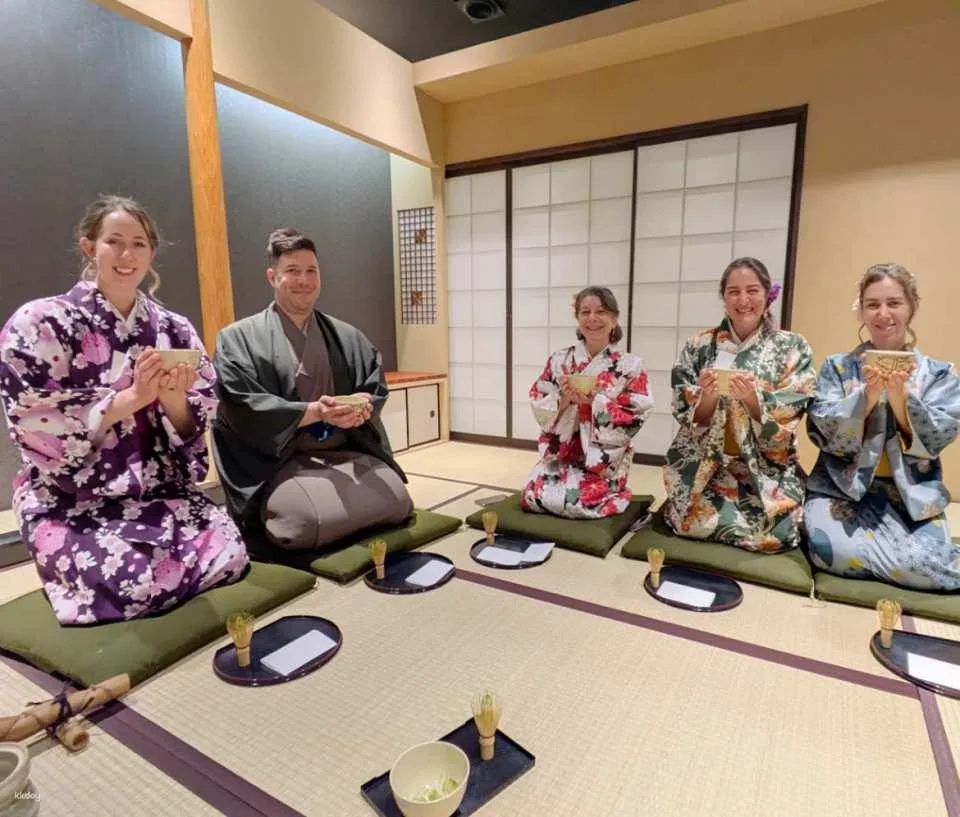 Kimono Photography Experience with Cultural Activities in Nara