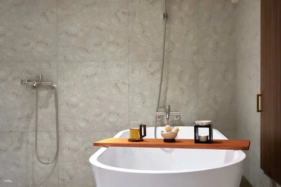 Myeongdong HERA Spa Aesthetic (Sejong Hotel Branch) | Facial & Body Care Specialist