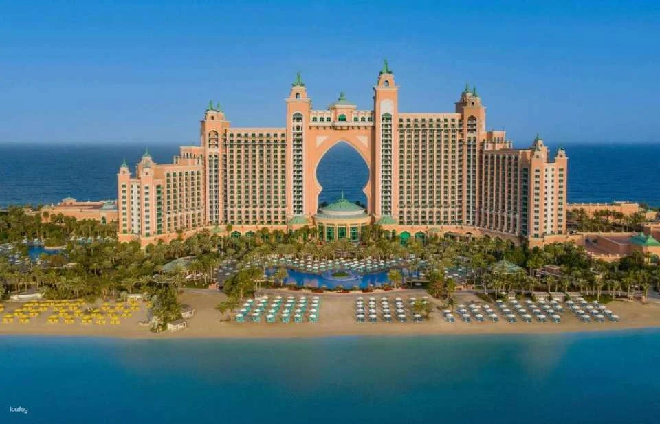Private Dubai city tour with Crocodile Park visit