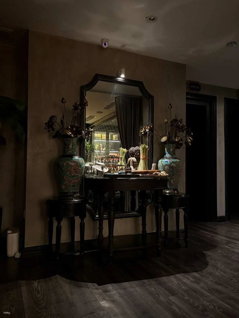 [Free pool access & Cocktail offer] JM SPa | Foot/Body Massage| Hair wash/Facial Care | Hanoi