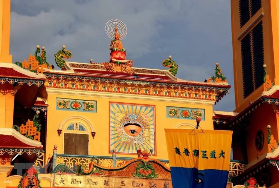 Ho Chi Minh City | Cao Dai Religion & Tay Ninh Specialty Food Day Tour With Tour Guide