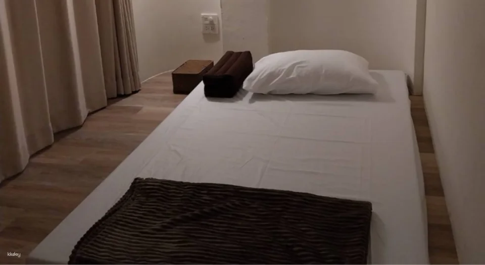 PITIPATA Massage Mahatun Plaza BTS Ploenchit | Thailand