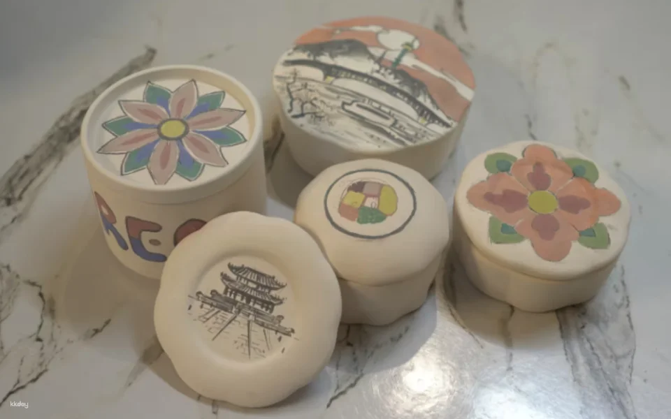 [Seoul/Gangnam]Paint Traditional Korean Patterns on Pottery
