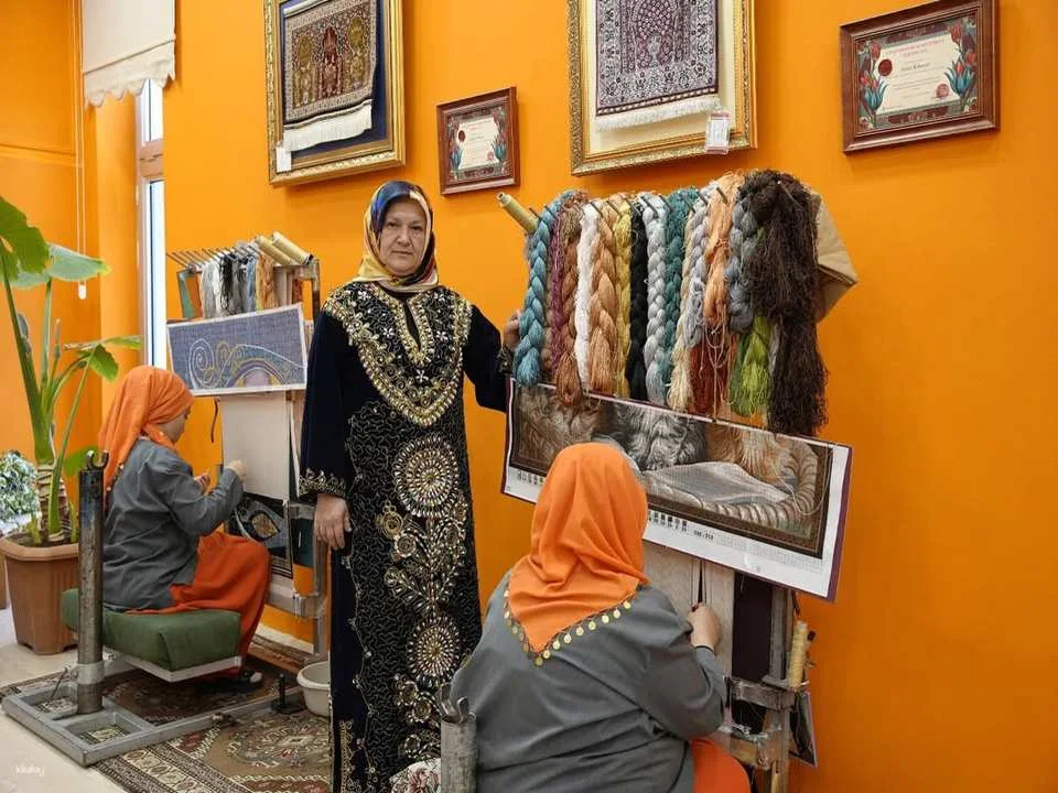 Local Carpet Weaving Tour In Cappadocia | Handmade Experience | Turkey
