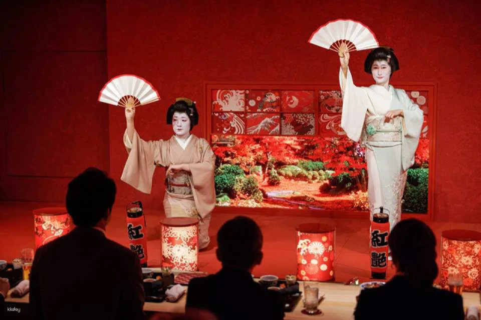 Recommended Japanese Geisha District Cultural Experience: Tokyo Shinbashi Grand Hammer Stage Banquet Restaurant - Authentic Geisha Interaction