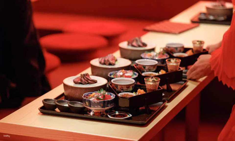 Recommended Japanese Geisha District Cultural Experience: Tokyo Shinbashi Grand Hammer Stage Banquet Restaurant - Authentic Geisha Interaction