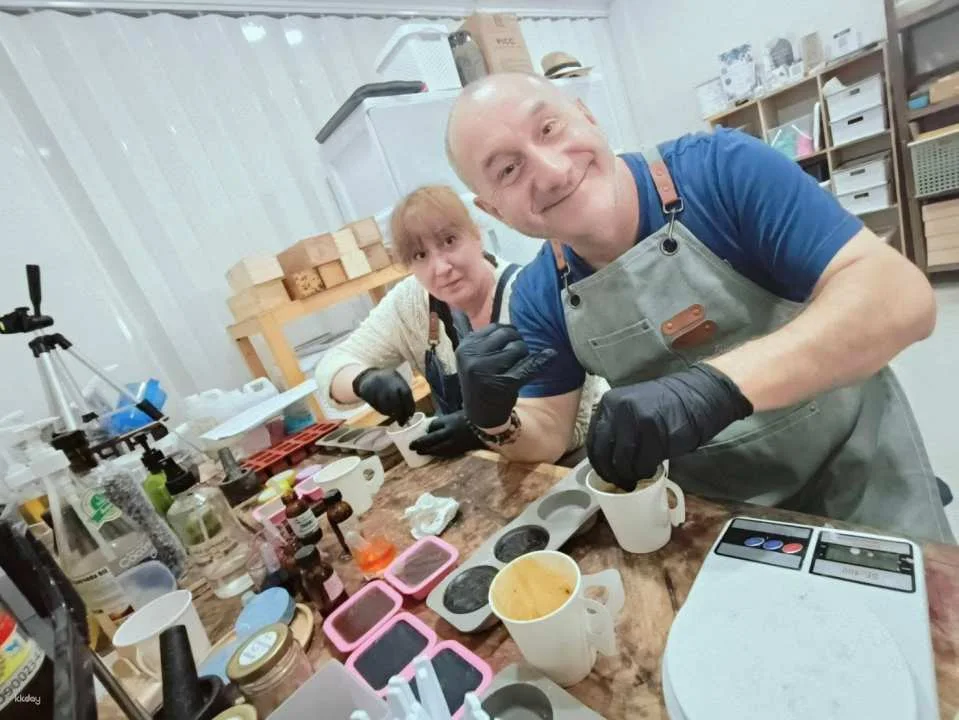 Amara Soap Making Class | Chiang Mai