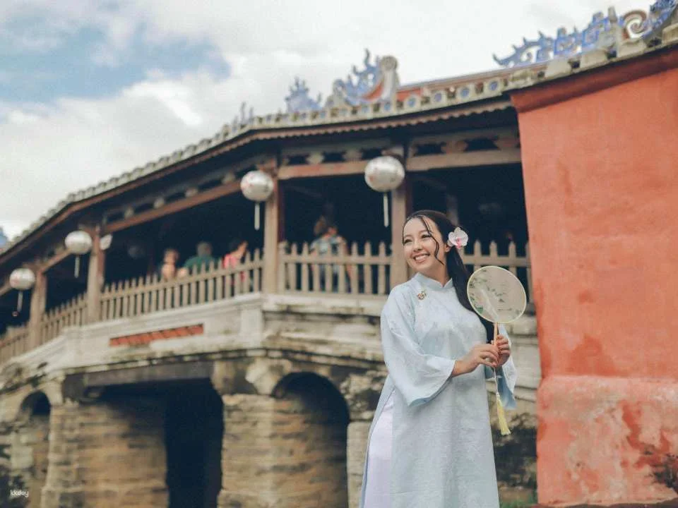 [Hoi An] Traditional Ao Dai Photoshoot: All-Inclusive Makeover & Photography Experience