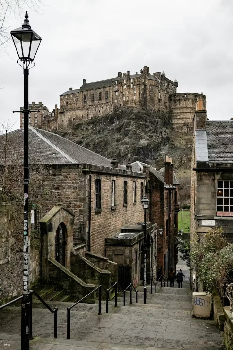 Edinburgh: Royal Attractions Tickets + Hop-On Hop-Off Bus Tour | UK