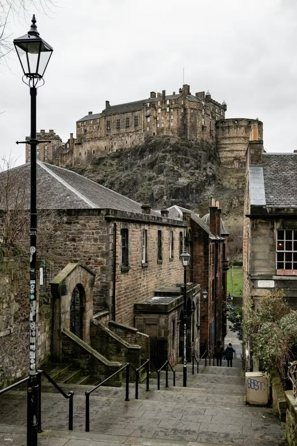 Edinburgh: Royal Attractions Tickets + Hop-On Hop-Off Bus Tour | UK