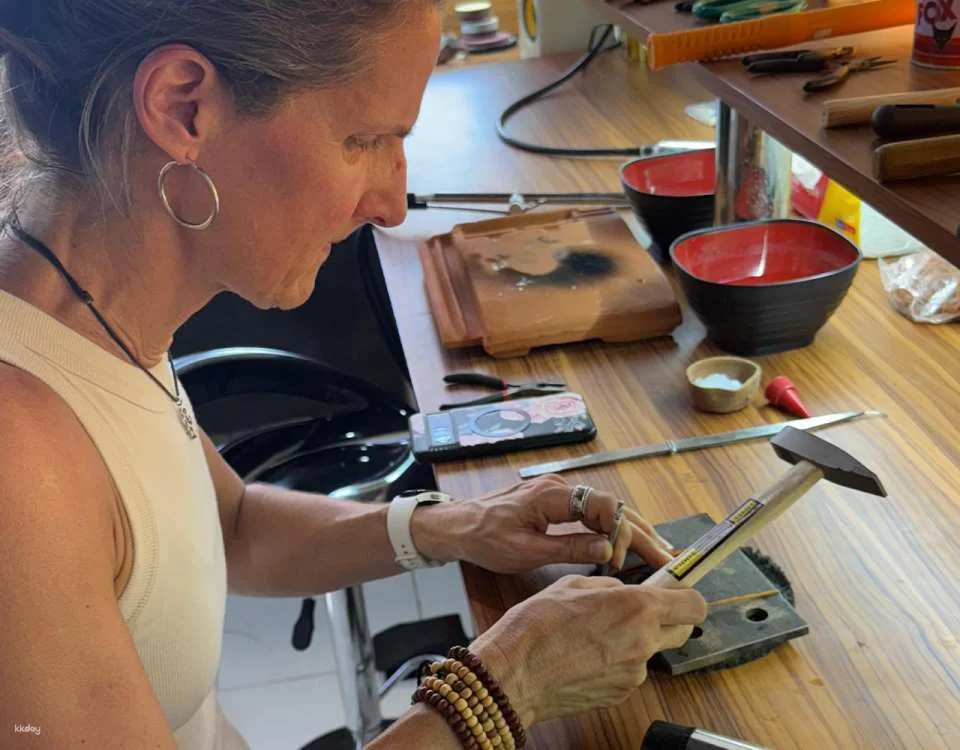 Bali: Handcrafted Silver Jewelry Workshop in Seminyak