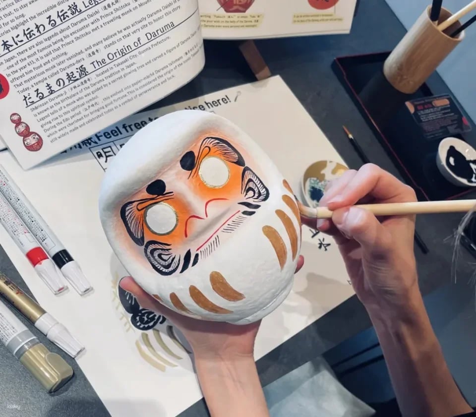 Osaka DARUMA CLUB | Tumbler Painting Experience & Japanese Daruma DIY (Take it home)