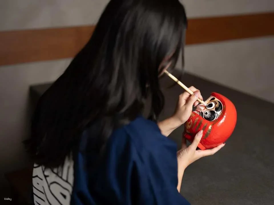 Osaka DARUMA CLUB | Tumbler Painting Experience & Japanese Daruma DIY (Take it home)