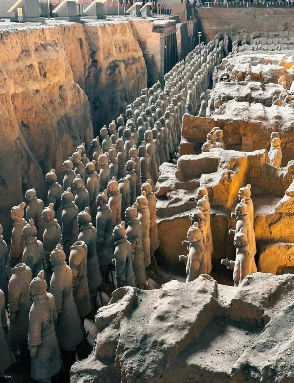 Xi'an Emperor Qinshihuang's Mausoleum Site Museum and Small Group Guided Tour