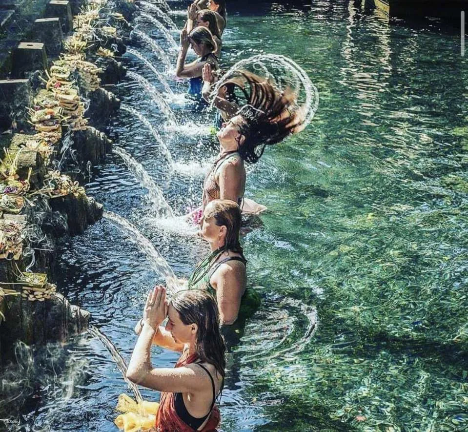 Tirta Empul Melukat Experience with Optional Swing & Coffee Plantation