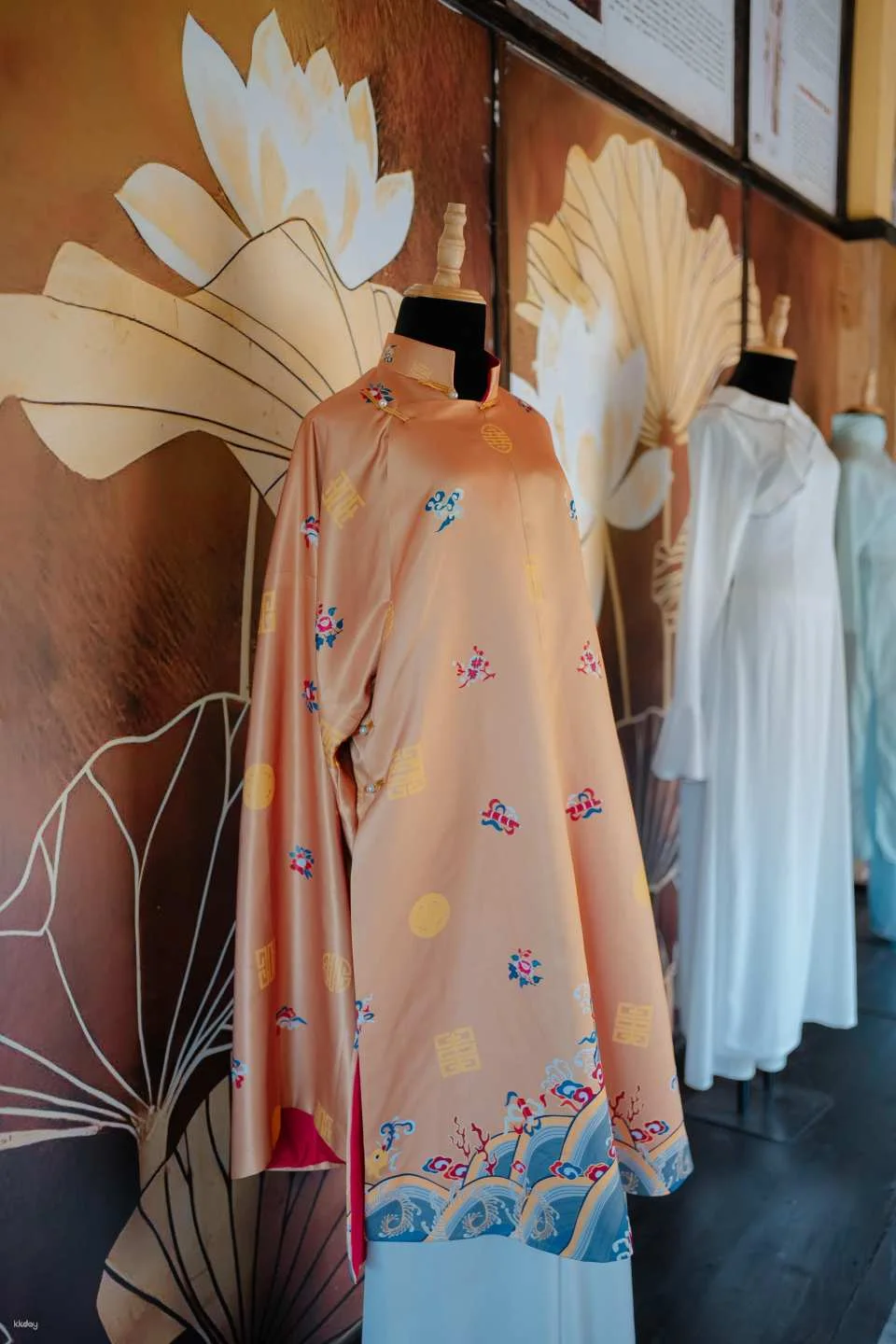 Nha Trang | Try On Ao Dai Experience with Local Guide