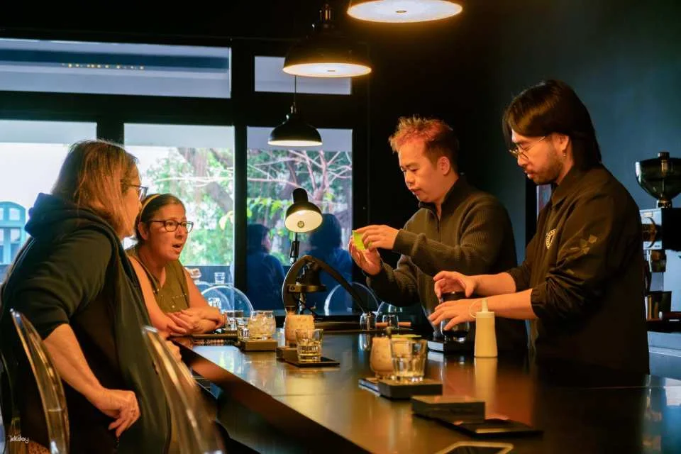 Hanoi Specialty Coffee Workshop: Espresso, Pour-over & Latte Art with Hands-On Barista Training