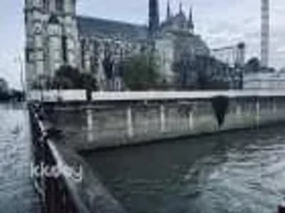 Notre Dame Cathedral Paris Interior Guided Tour with Licensed Guide