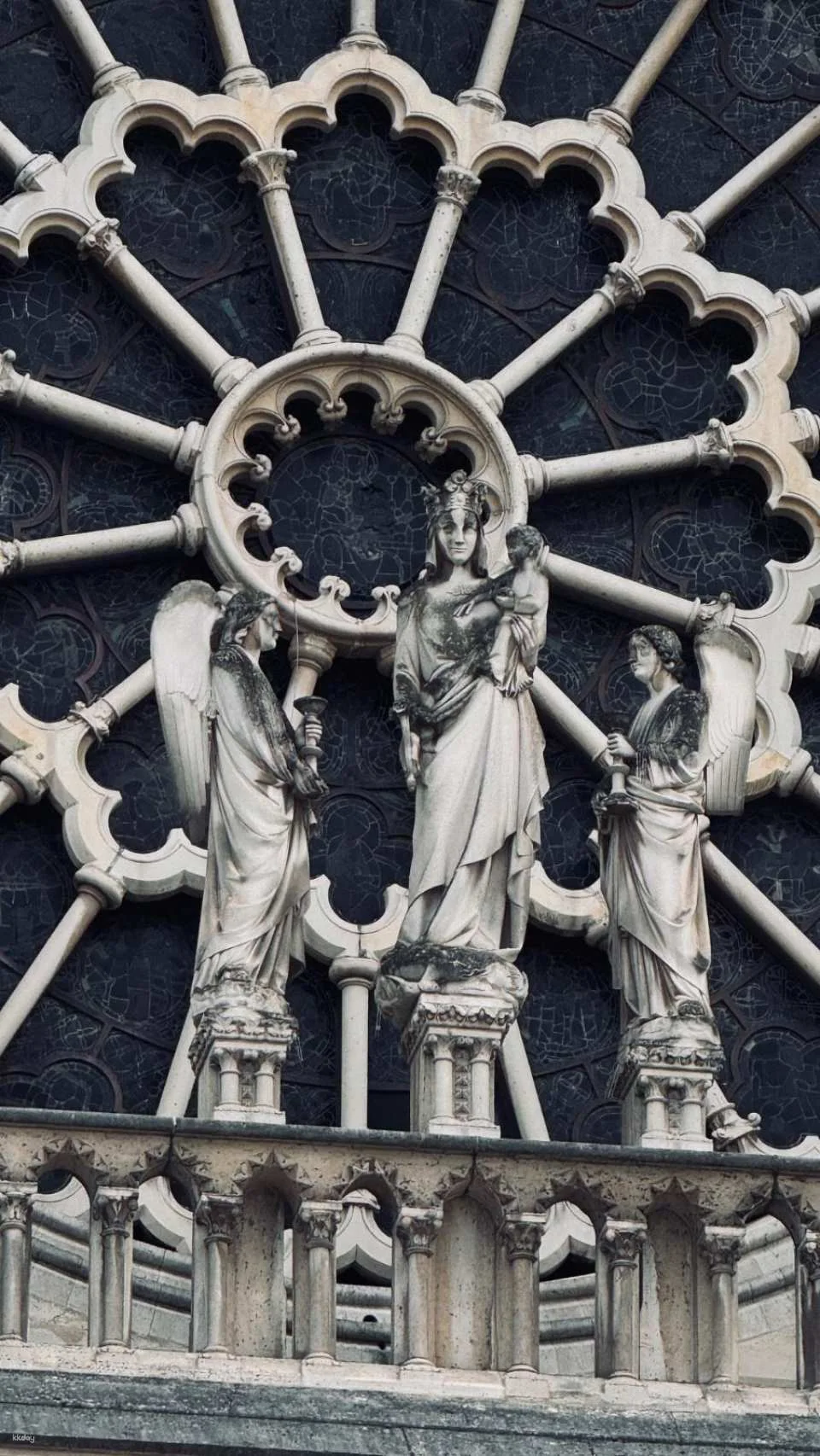 Notre Dame Cathedral Paris Interior Guided Tour with Licensed Guide