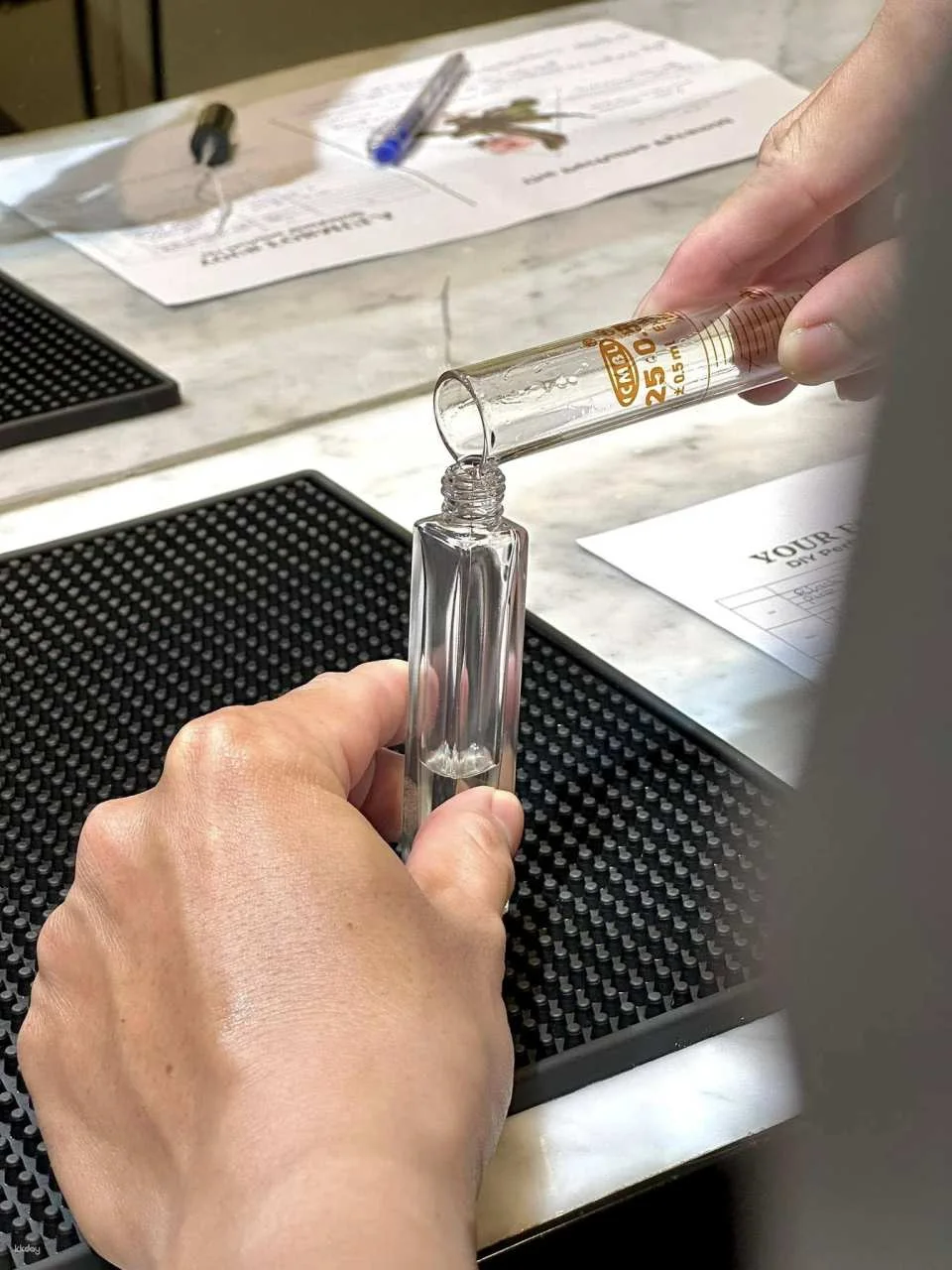 Da Nang | Perfume-Making Workshop with Local Instructor
