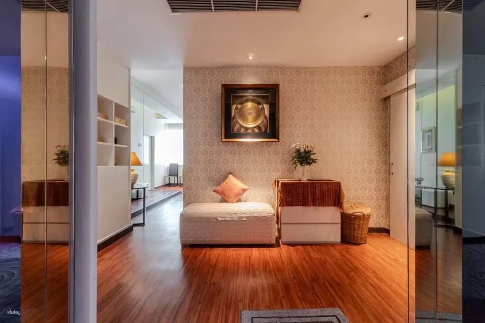 CORAN Boutique Spa at Night Hotel Bangkok | Thailand