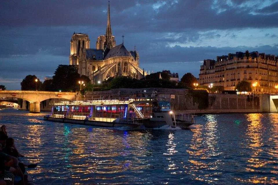 Paris City Tour by Seine River Cruise (575599)