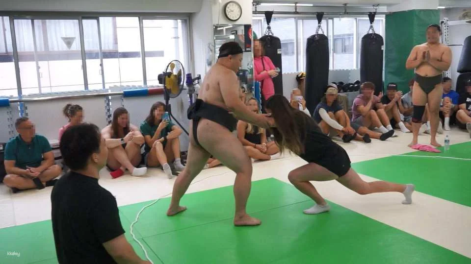 Sumo experience in Takadanobaba, Tokyo (45 minutes, beginner-friendly)