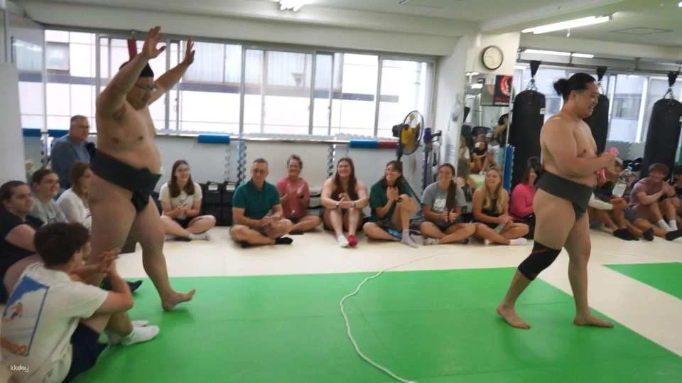 Sumo experience in Takadanobaba, Tokyo (45 minutes, beginner-friendly)