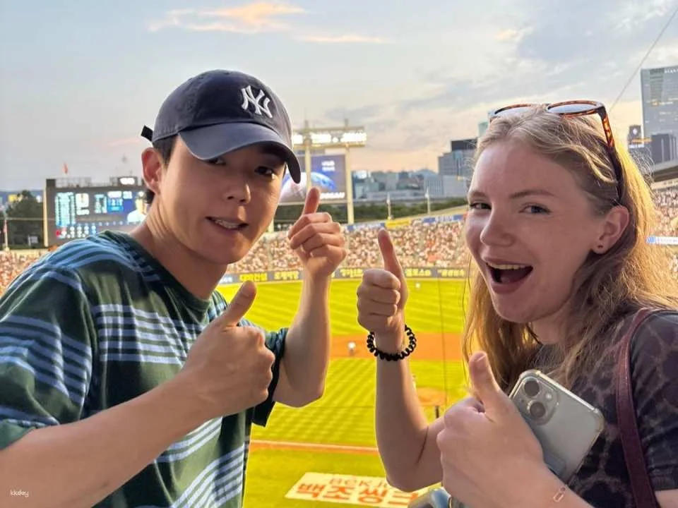 [SEOUL] Korean Baseball Game and K-BBQ with Local Guys