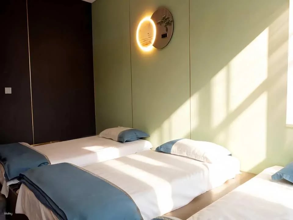 Chongqing Bashan Erjiang Massage (Traditional Chinese Medicine Foot Therapy Experience)