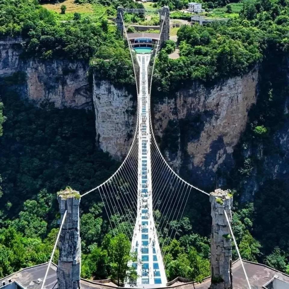 Zhangjiajie Grand Canyon (Yuntiandu Glass Bridge)