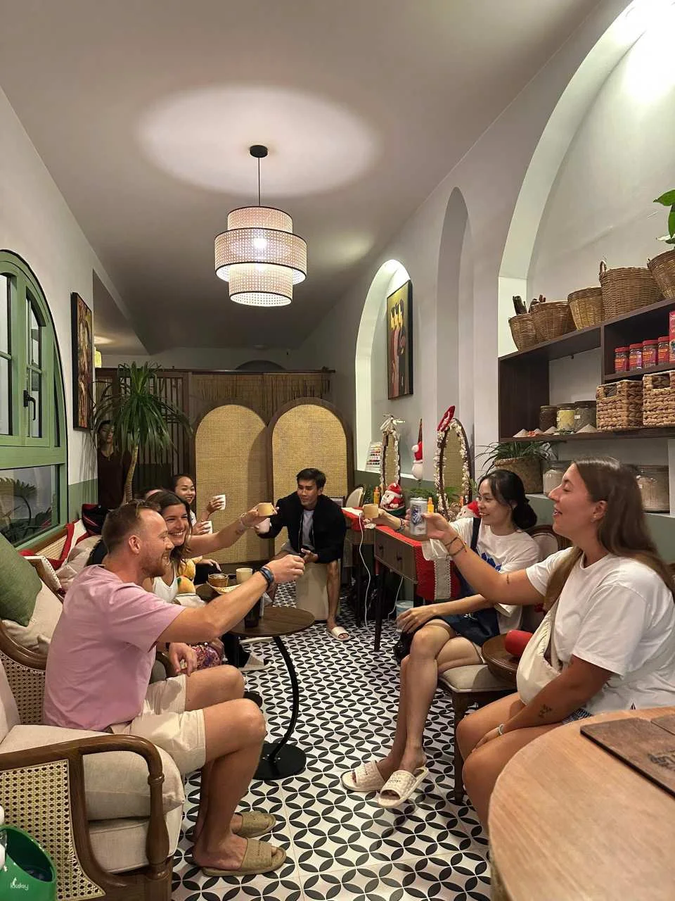 COMBO VIP | Phu Quoc Hidden Herbal Rẹjuvenation Package Body Masage + Facial ( Free for Shampoo)