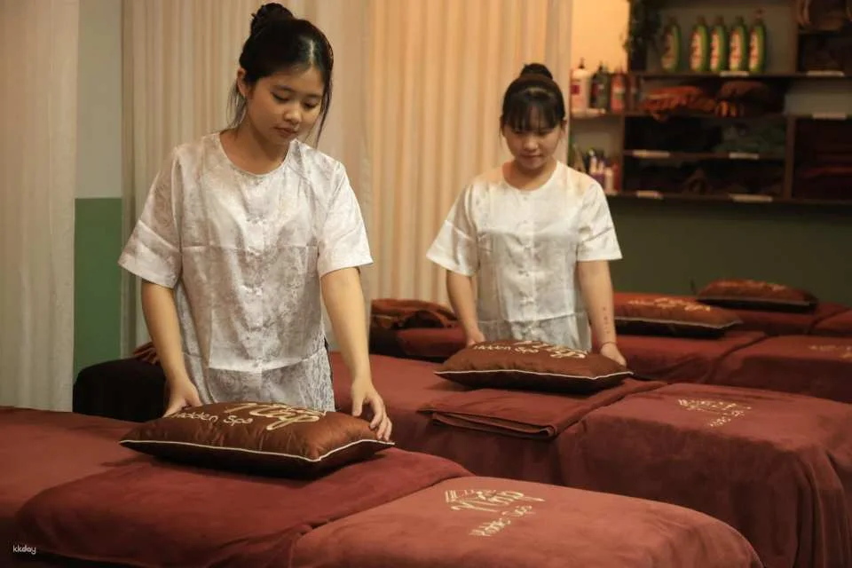 COMBO VIP | Phu Quoc Hidden Herbal Rẹjuvenation Package Body Masage + Facial ( Free for Shampoo)