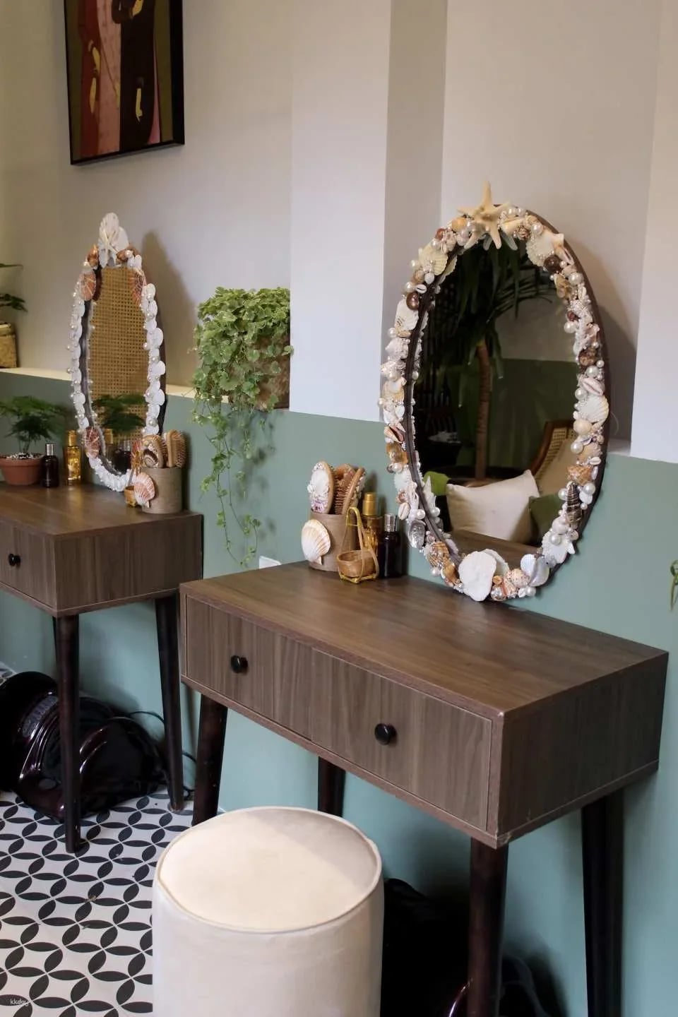 COMBO VIP | Phu Quoc Hidden Herbal Rẹjuvenation Package Body Masage + Facial ( Free for Shampoo)