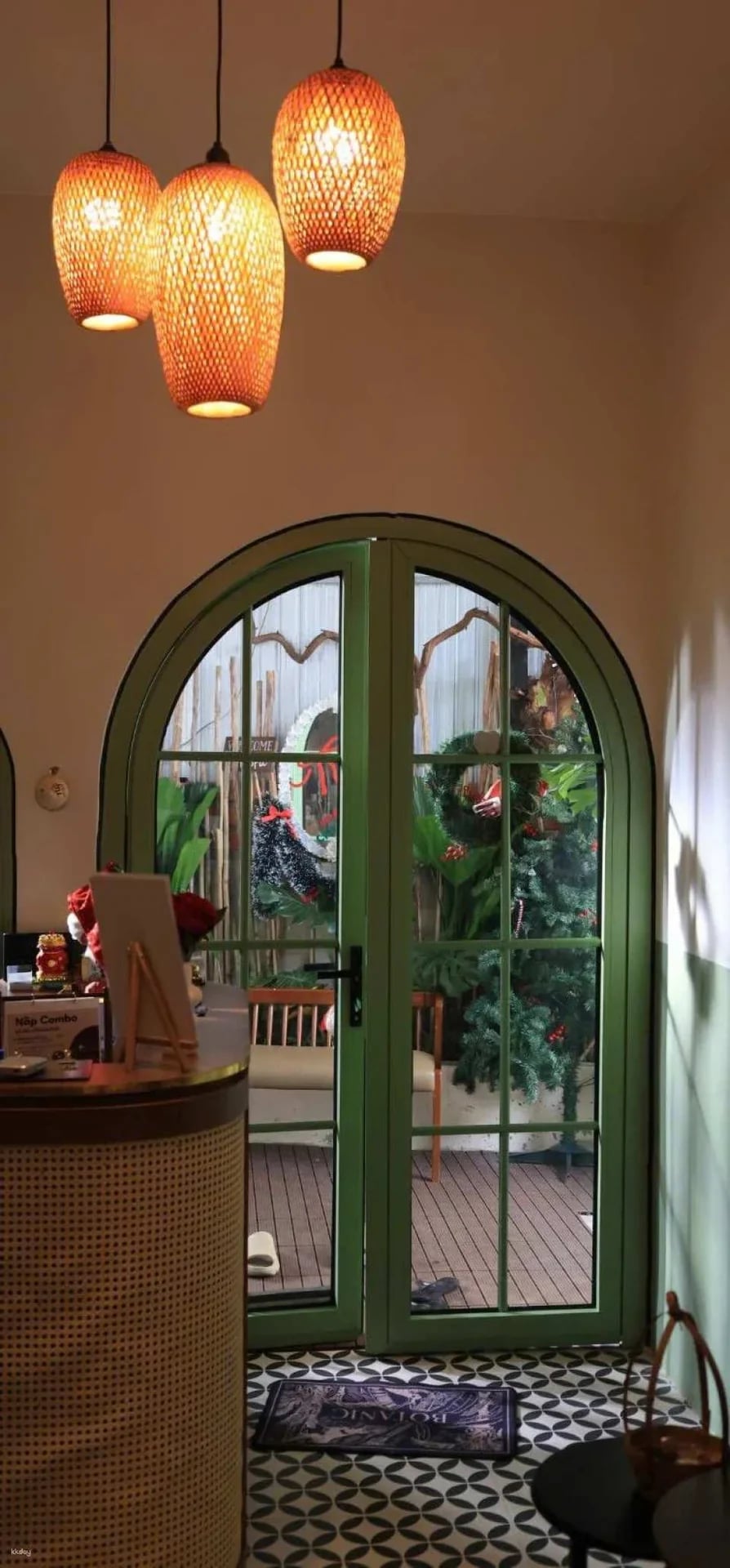 COMBO VIP | Phu Quoc Hidden Herbal Rẹjuvenation Package Body Masage + Facial ( Free for Shampoo)
