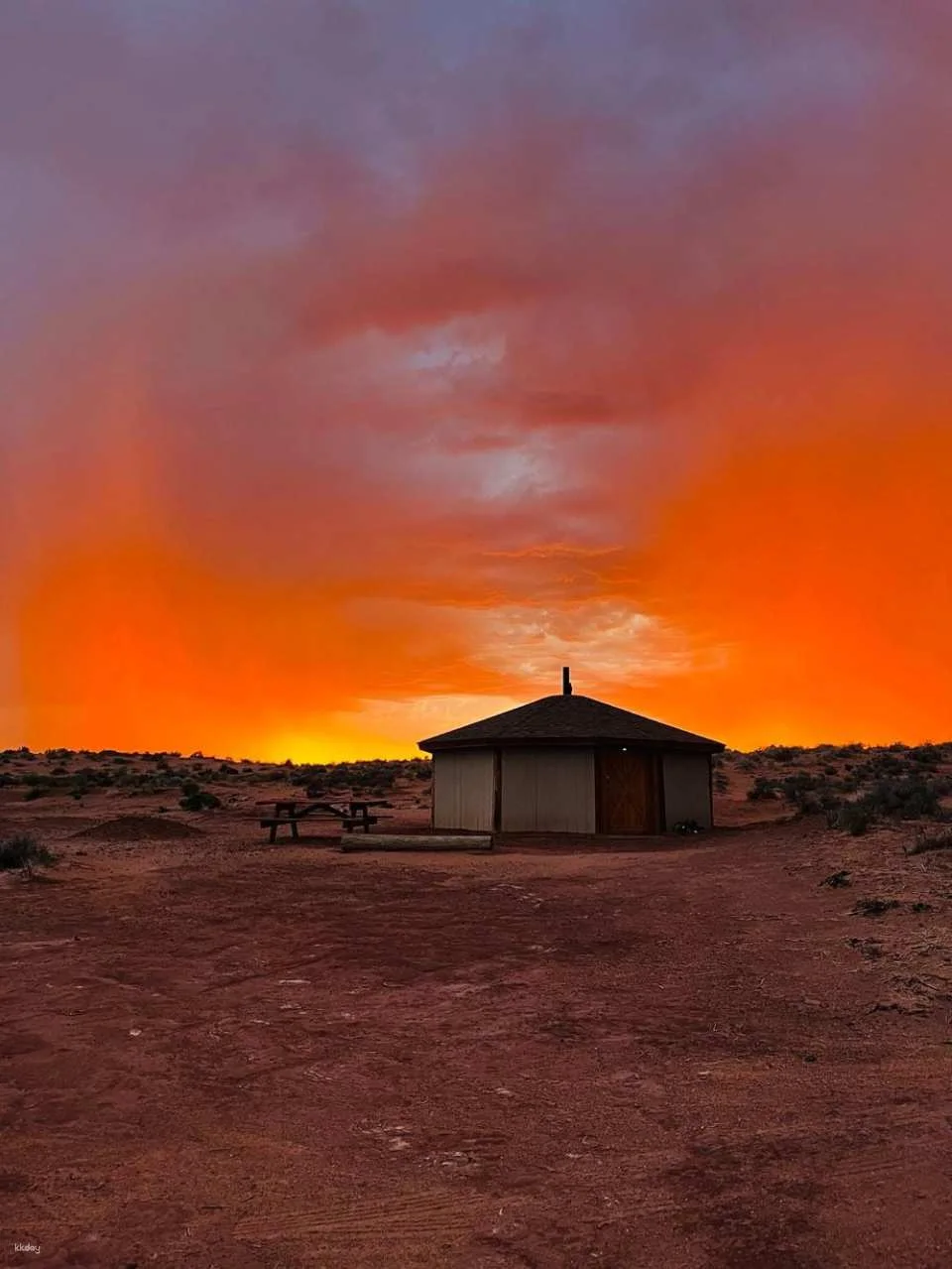 1 night stay Navajo Tribe Experience - Hiking, Stargazing I Page, Arizona I United States