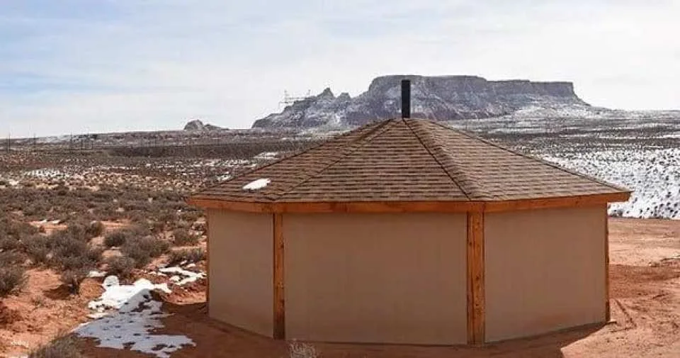 1 night stay Navajo Tribe Experience - Hiking, Stargazing I Page, Arizona I United States